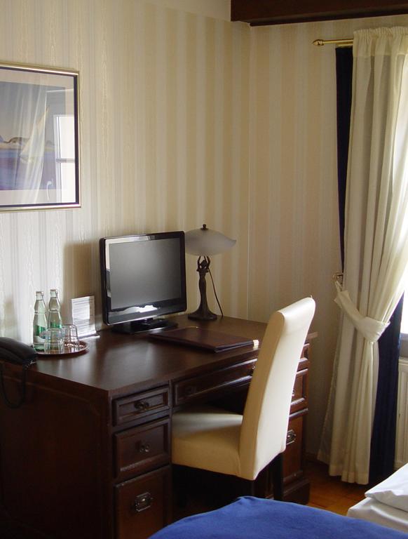 Altes Hafenhaus 3*