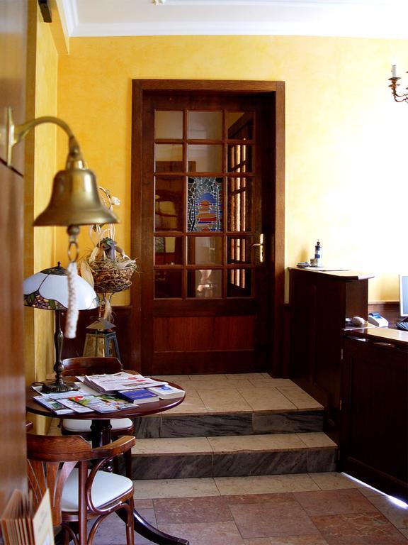 Altes Hafenhaus 3* Rostock